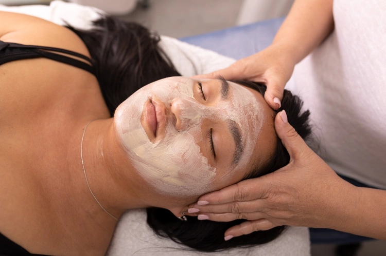 טיפול אקנה לבני נוער וחיילים