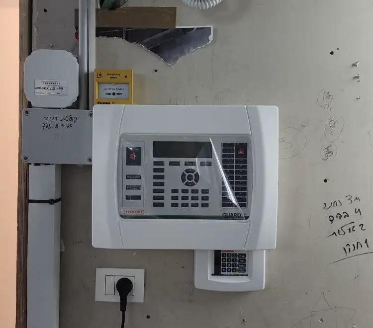 תיקון והתקנת מערכת גילוי אש