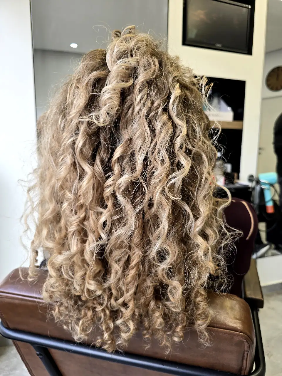 תספורת אישה כולל עיצוב