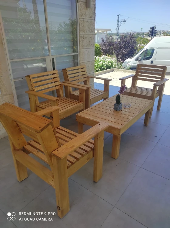 פינת ישיבה 4 כורסאות פלוס שולחן