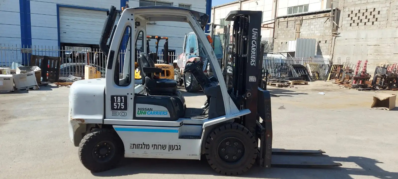 מלגזת ניסן דיזל