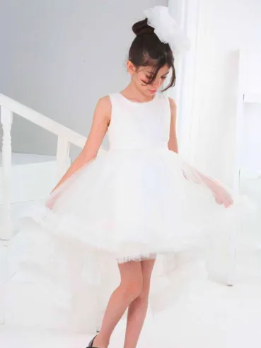 שמלת שושבינה דניאל