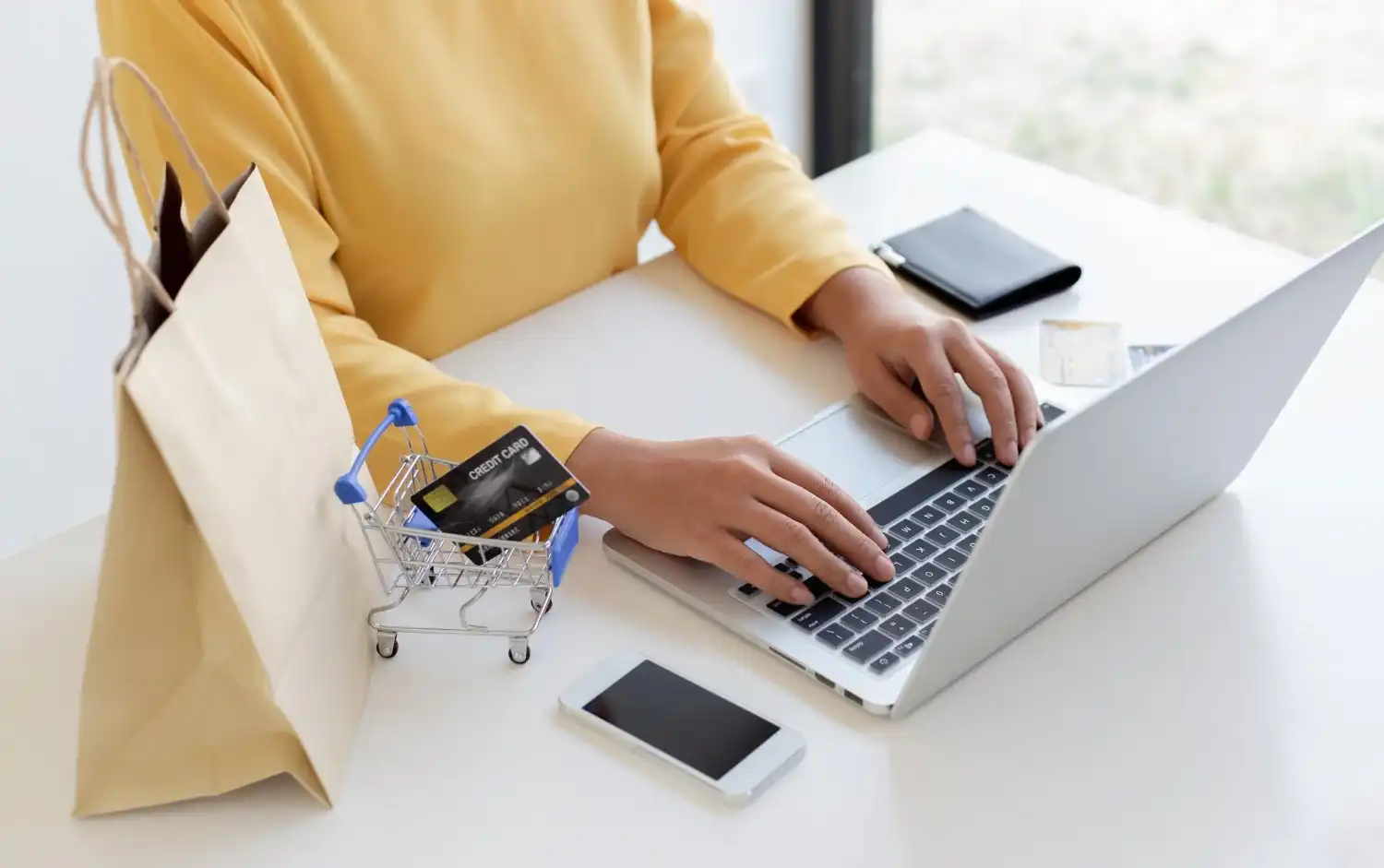 מכירת מוצרים באתר