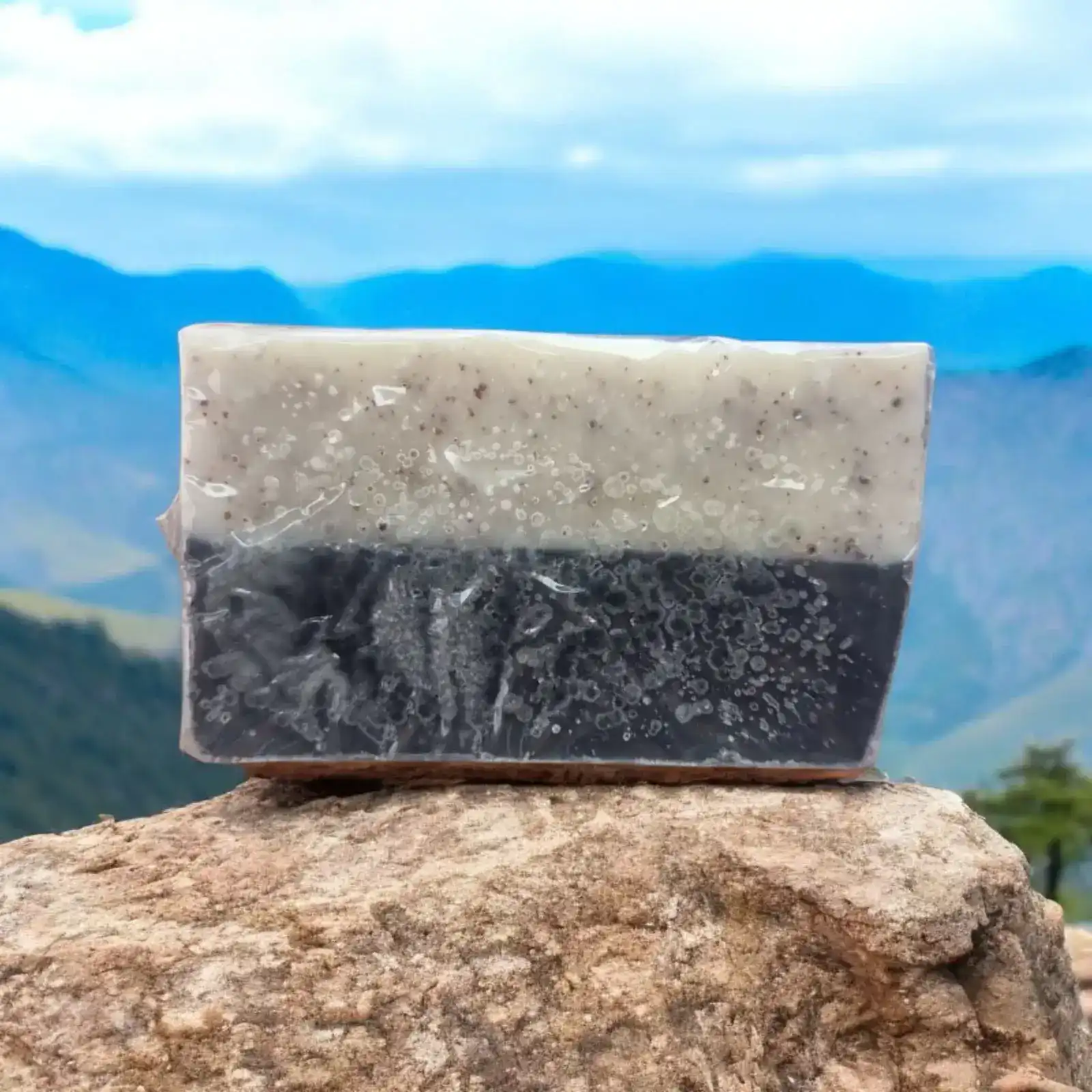 סבון להזנת העור – ניקוי טבעי, ריכוך והתחדשות מושלמת