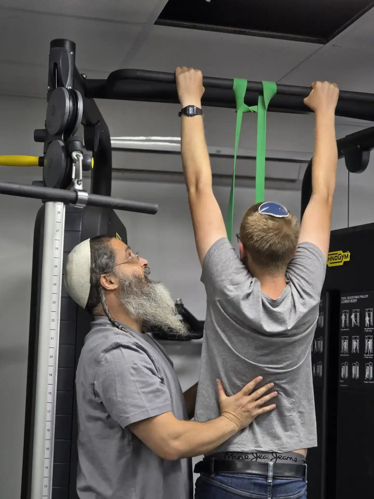 אימון זוגי בכפר סבא – חיבור אמיתי דרך תנועה משותפת  (אבות ובנים / חברים)