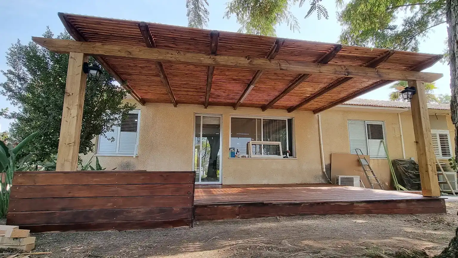 פרגולות ועבודות עץ