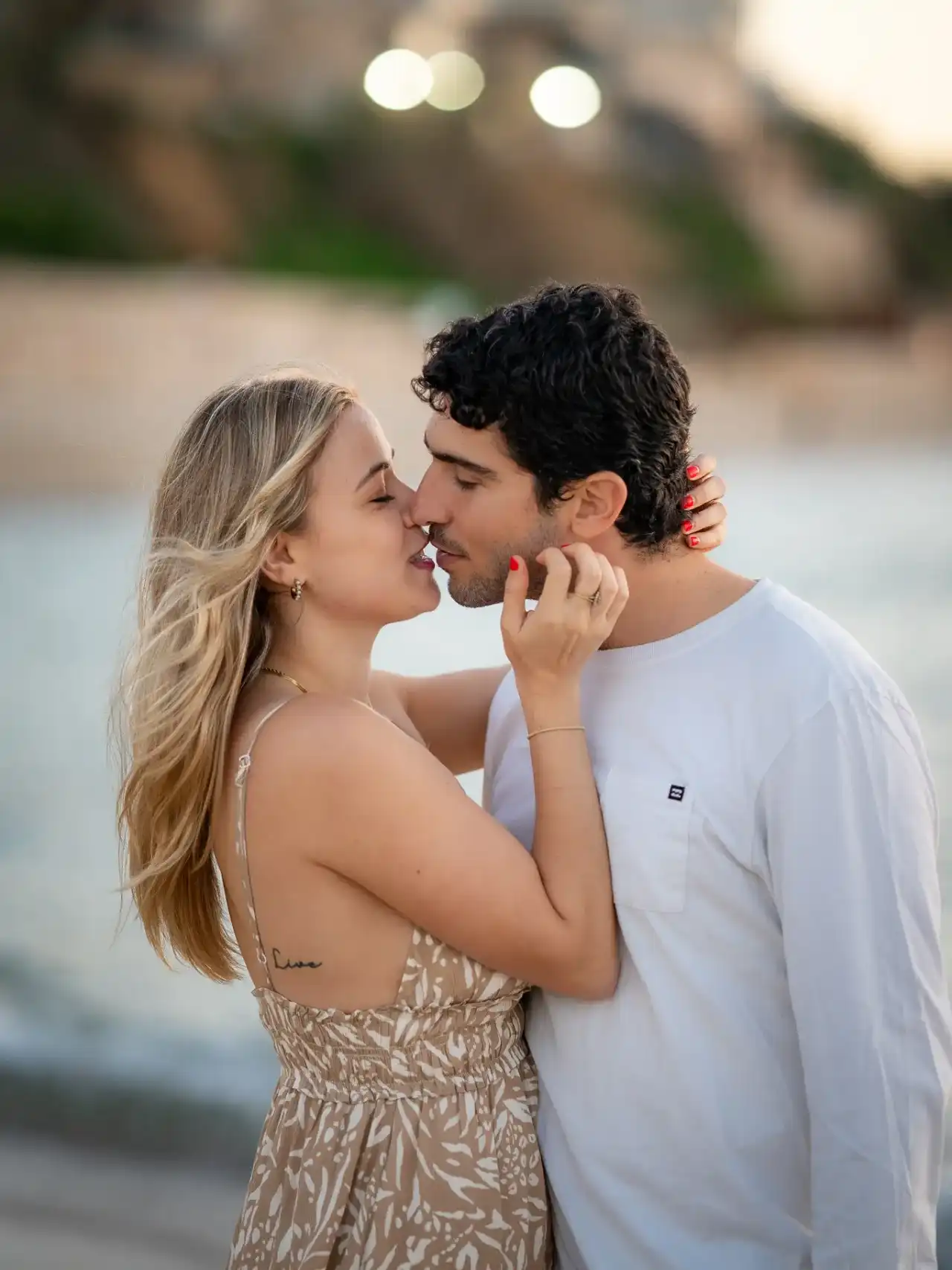 הצעת נישואין/ סייב דה דייט/זוגיות