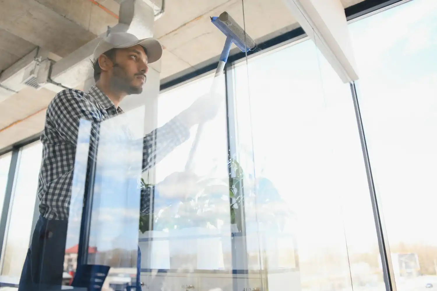 ניקיון חלונות ותריסים