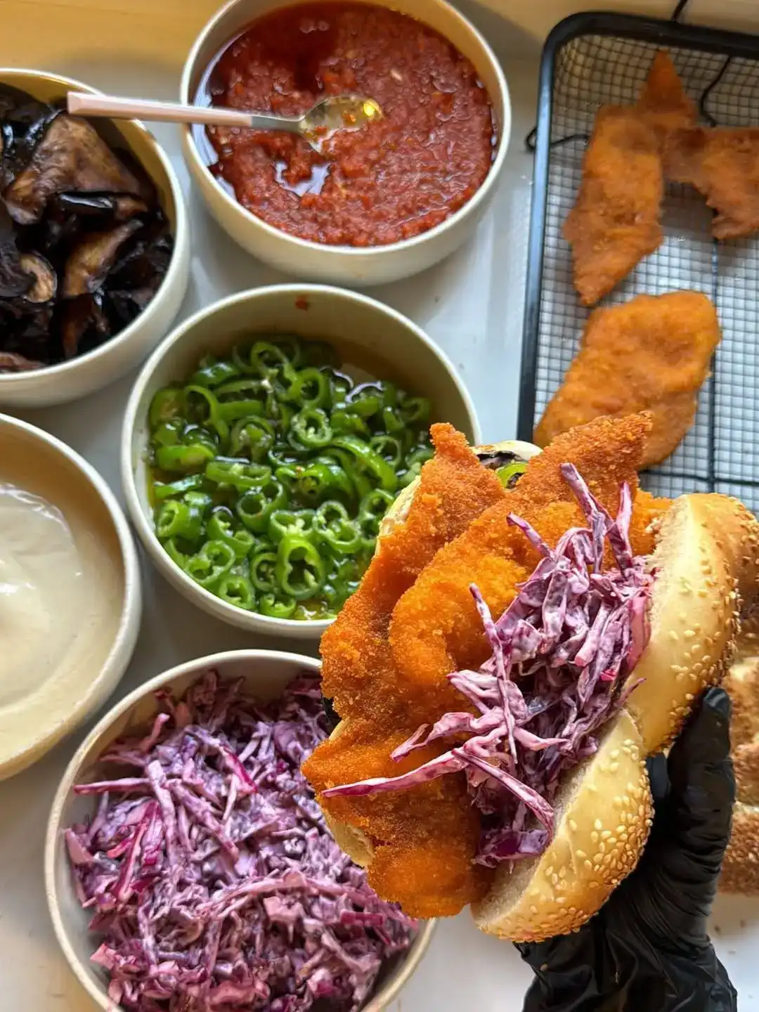 חלה עם שניצל