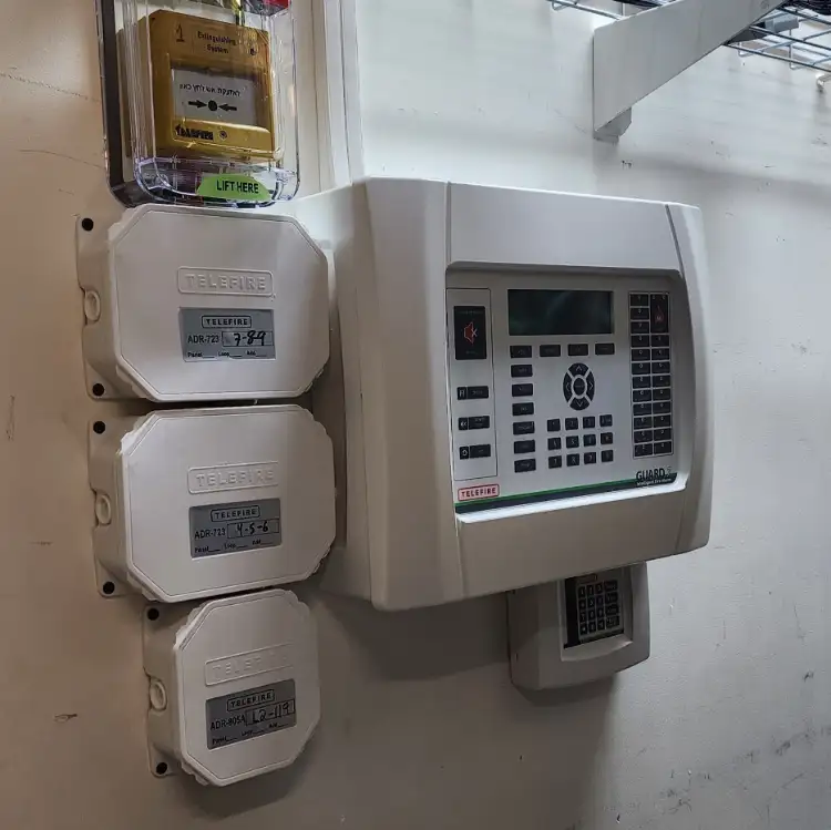 תיקון והתקנת מערכת גילוי אש