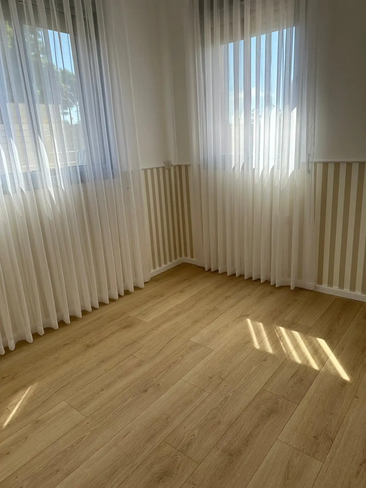 פרקט עץ טבעי