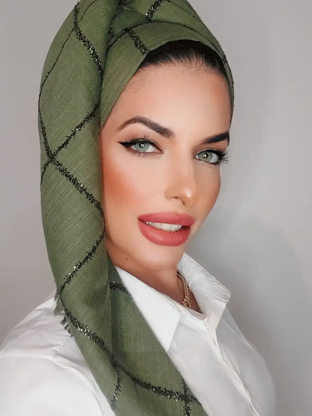 מטפחות שיראל 