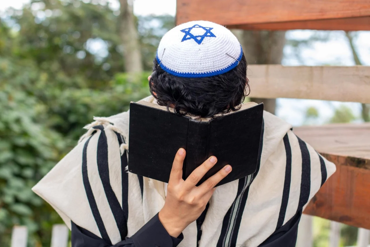פייטנות לעליות לתורה