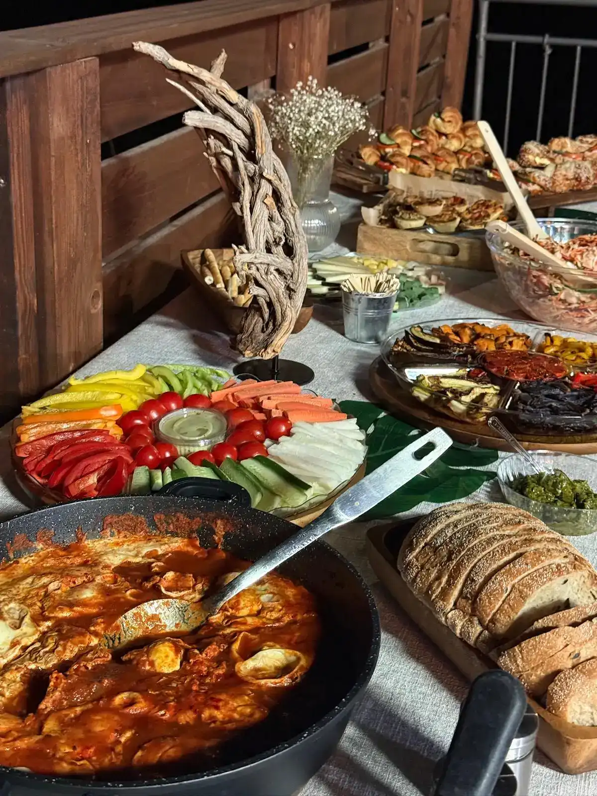 שולחנות שוק מעוצבים