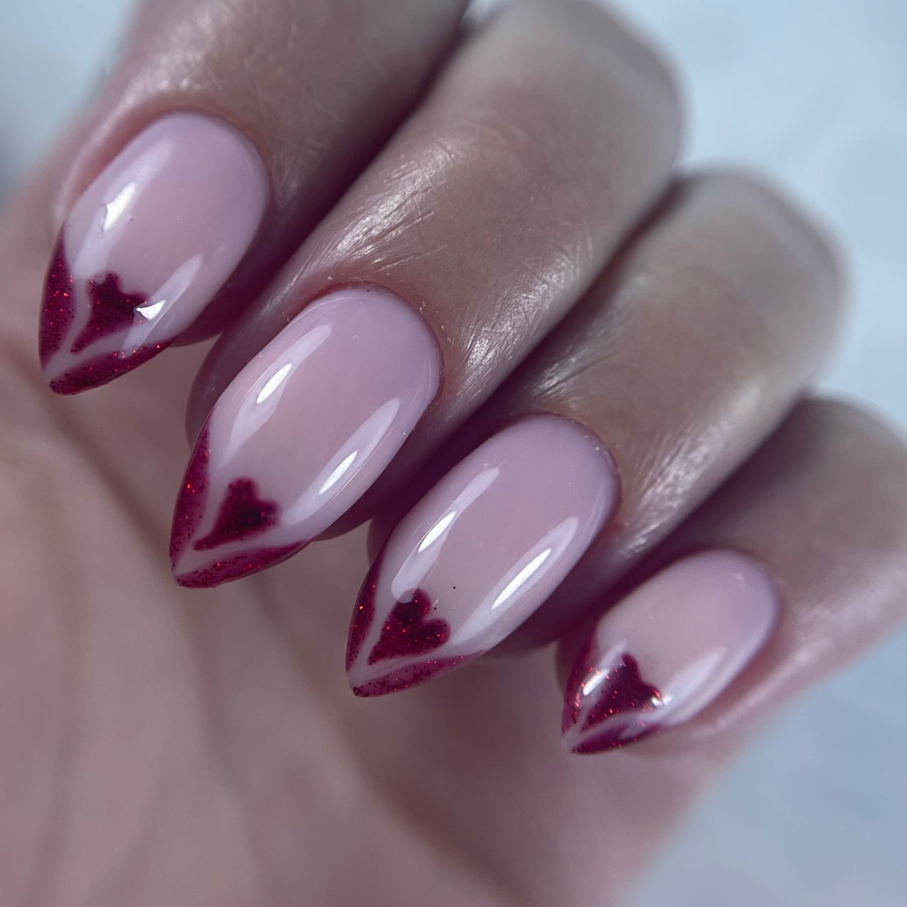 לק ג׳ל עם מבנה אנטומי