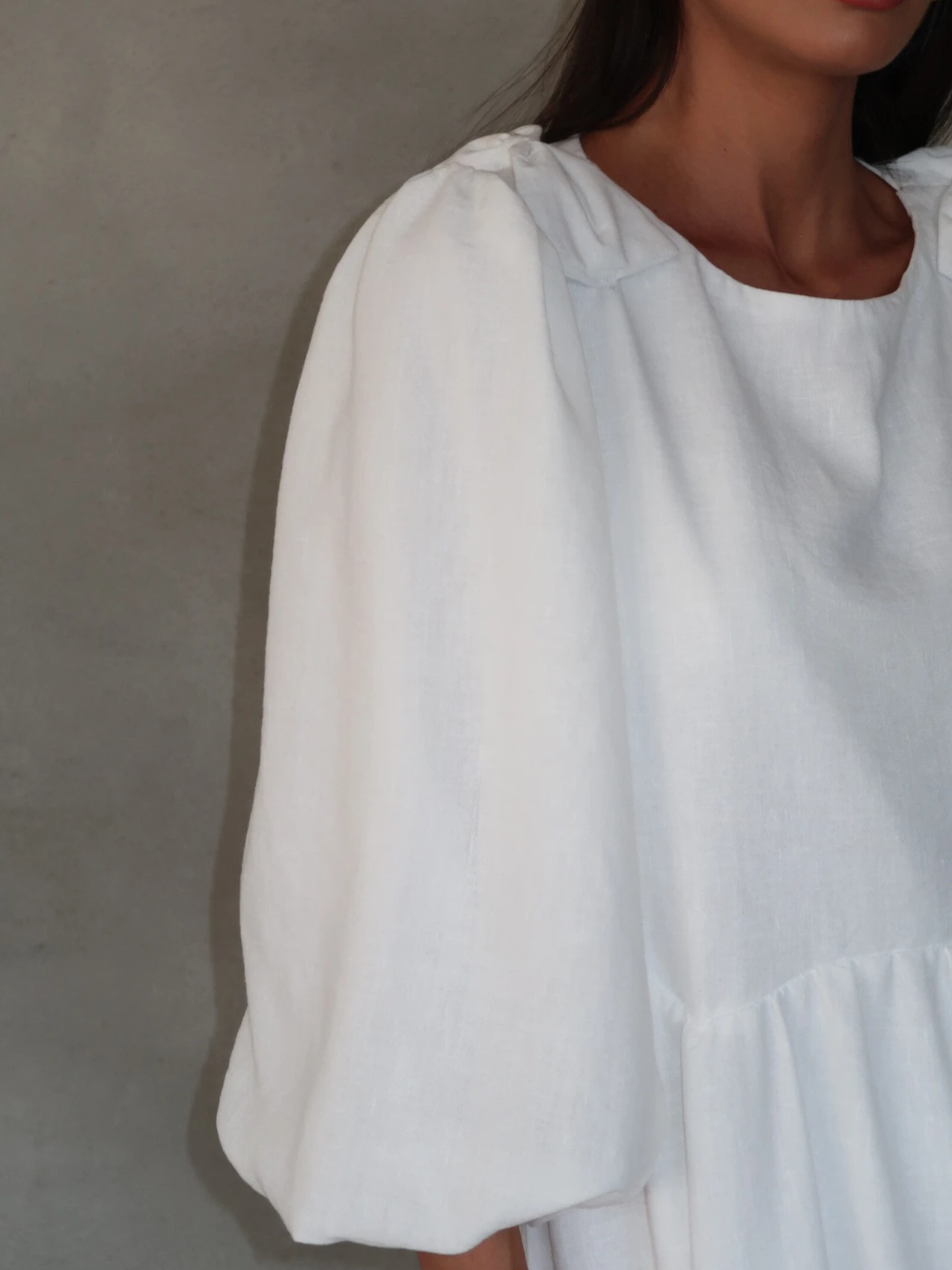 שמלת פפיון לבנה