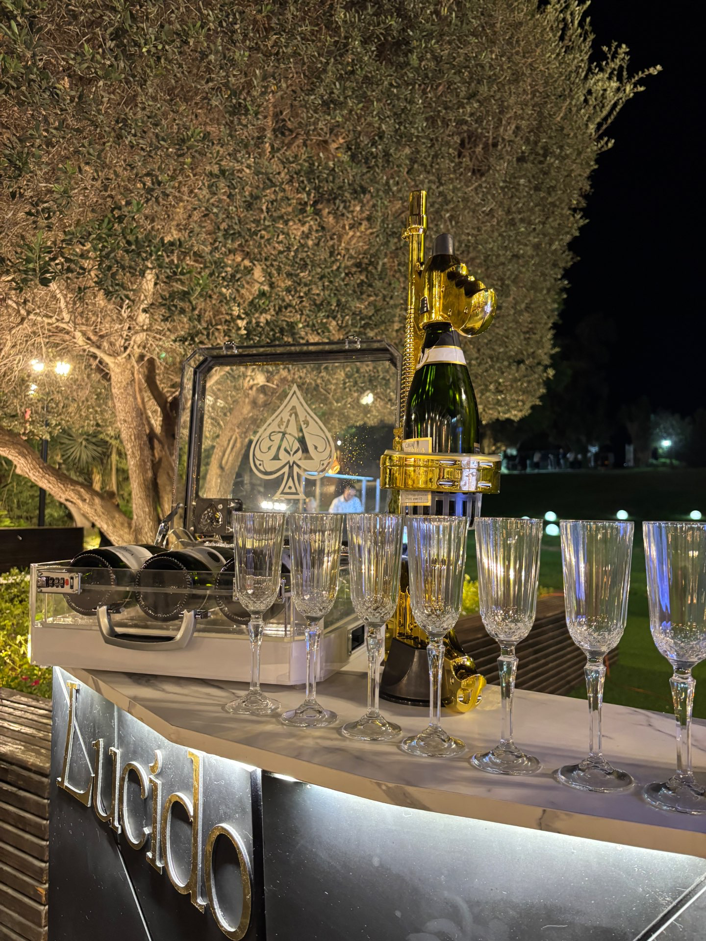 בר שמפניות יוקרתי