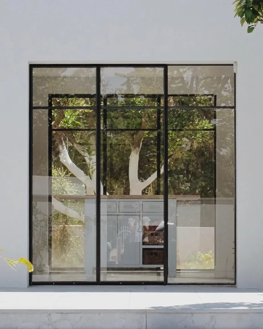 מה ההבדל בין תכנון אדריכלי לבית פרטי לבין שיפוץ עיצובי בלבד