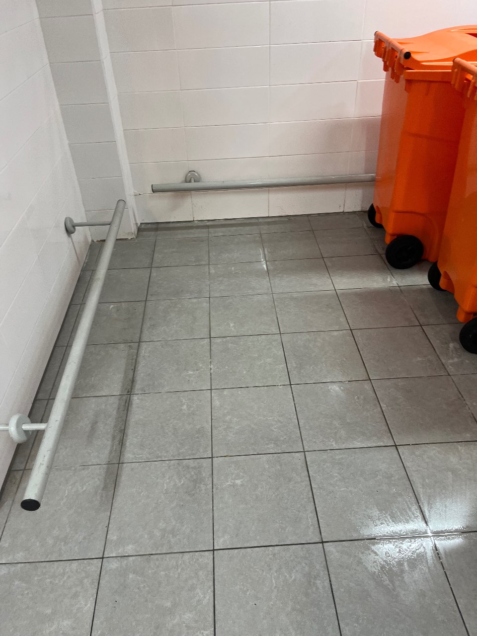 חידוש חדר אשפה