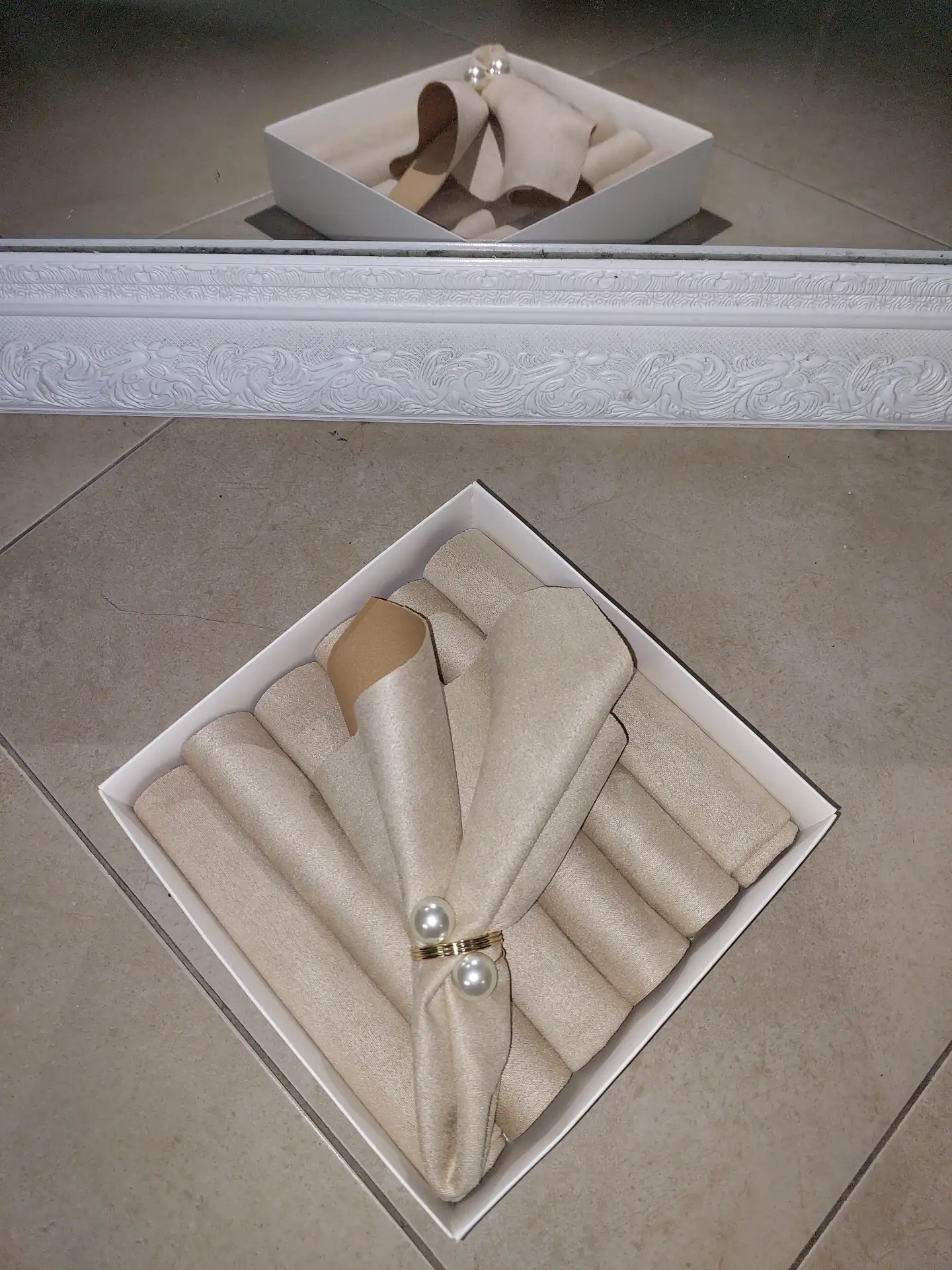 מארז מפיות וחבקים