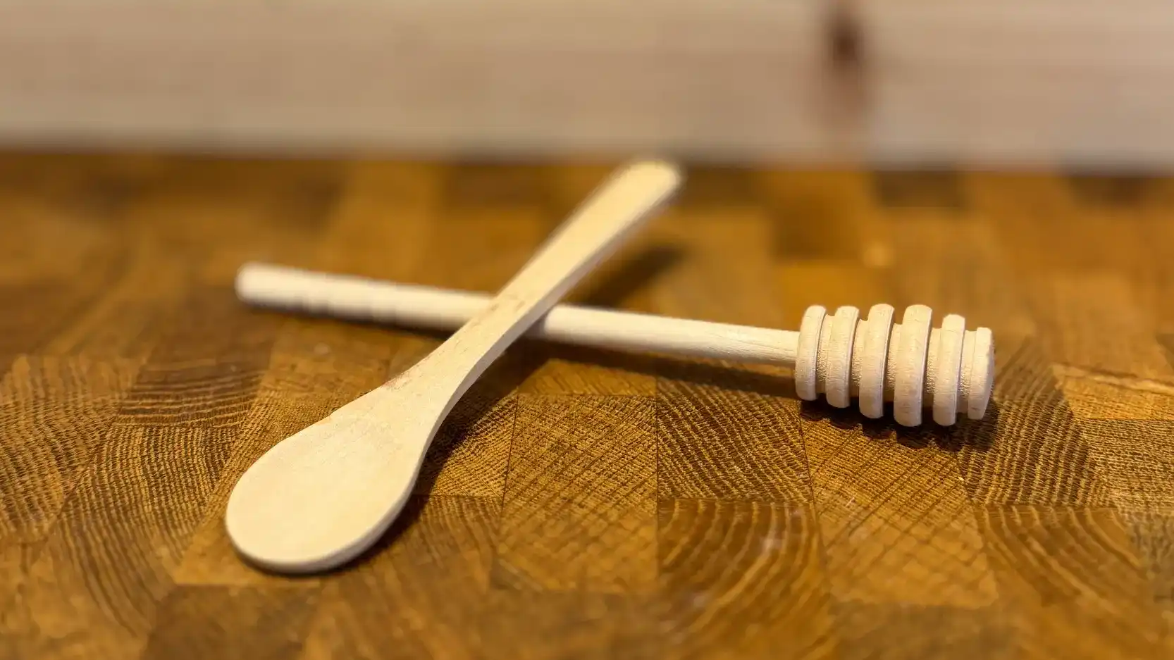 דבשון / כפית מעץ