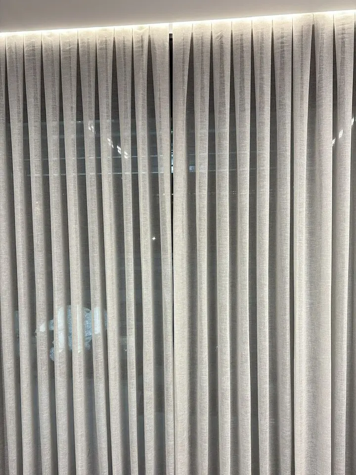 תפירת ווילונות לסלון