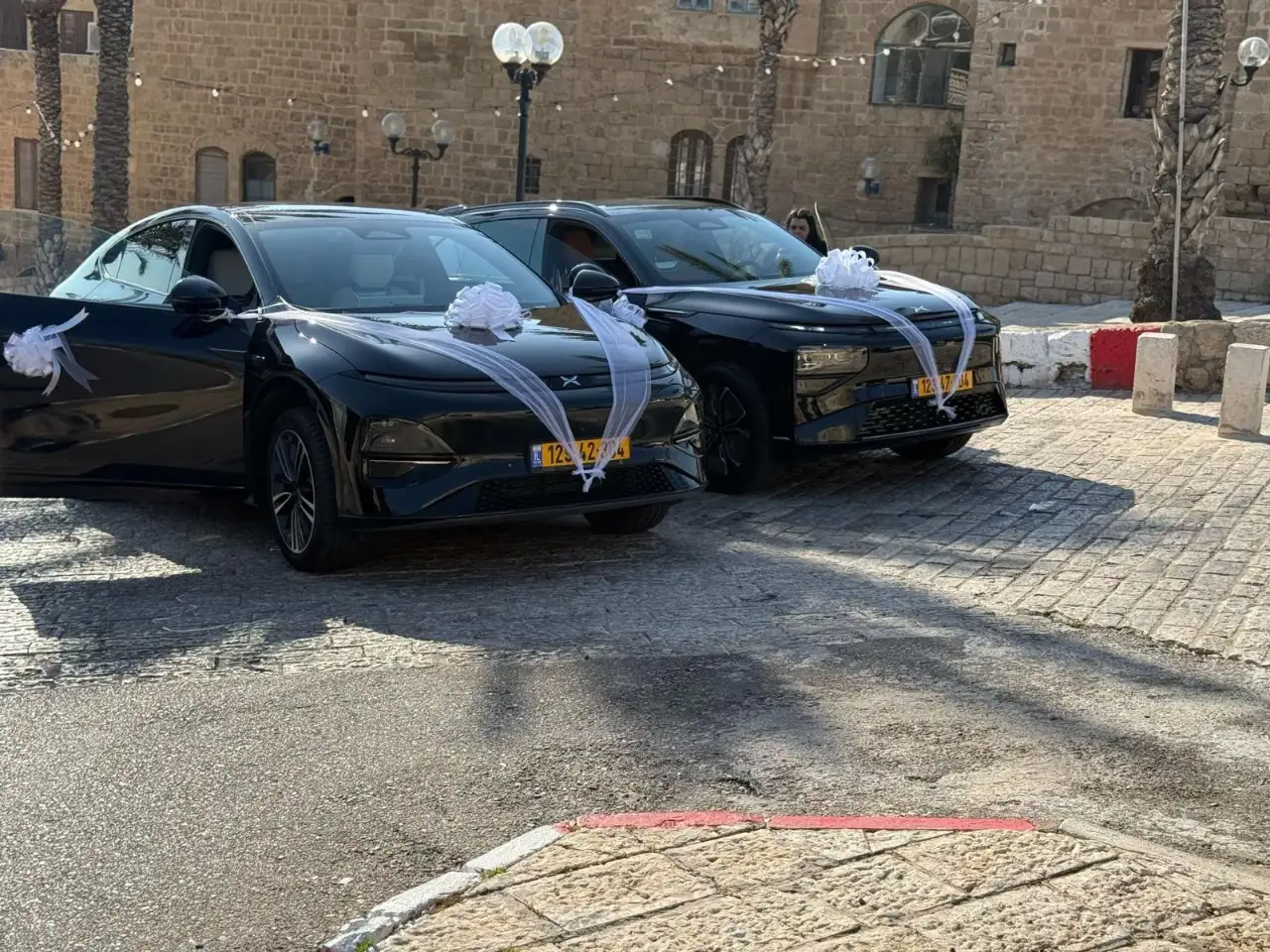 הסעות חתן כלה ברכב יוקרה לחתונה | Ultra Travel