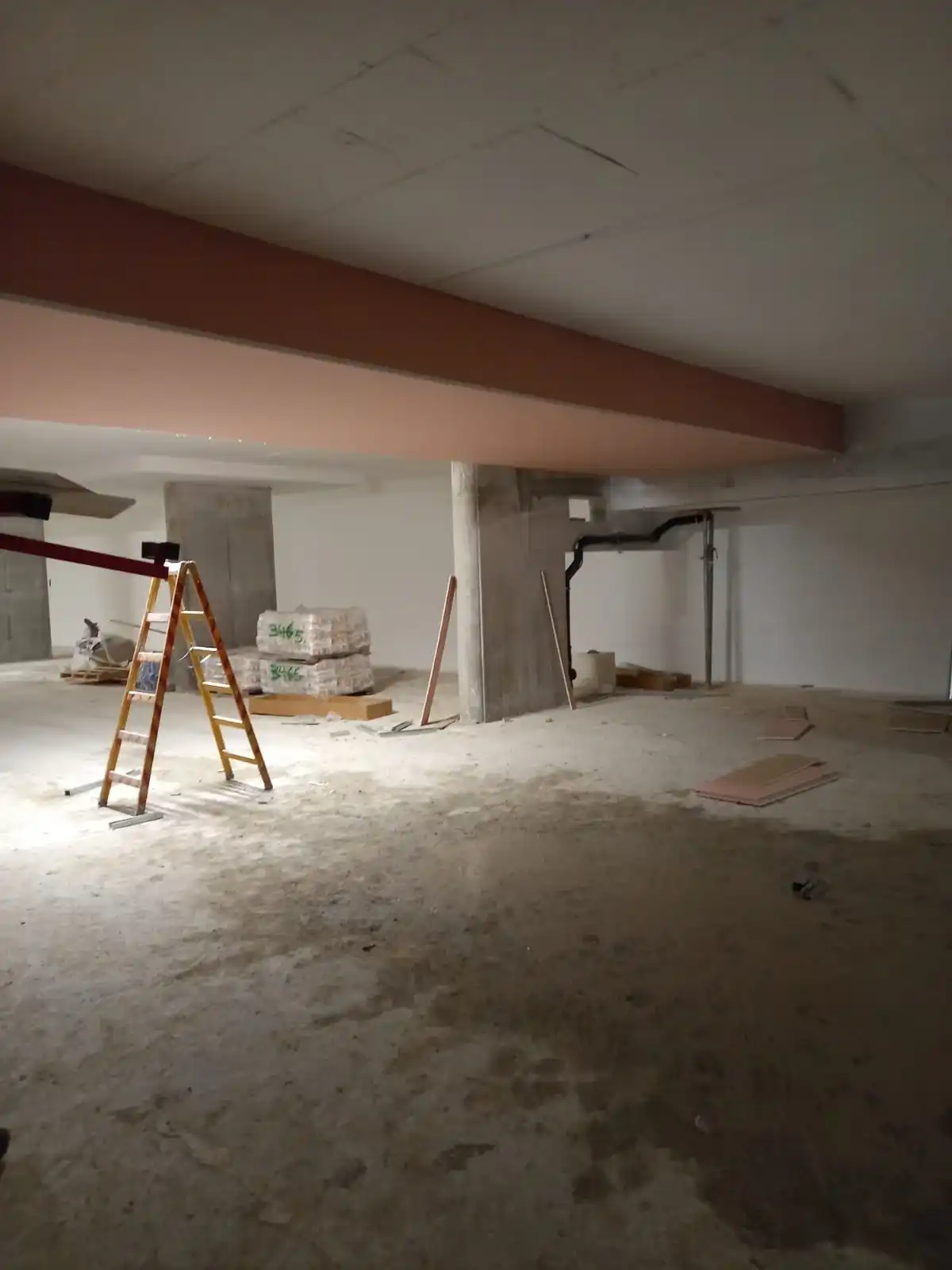  בנייה ועבודות מגבס