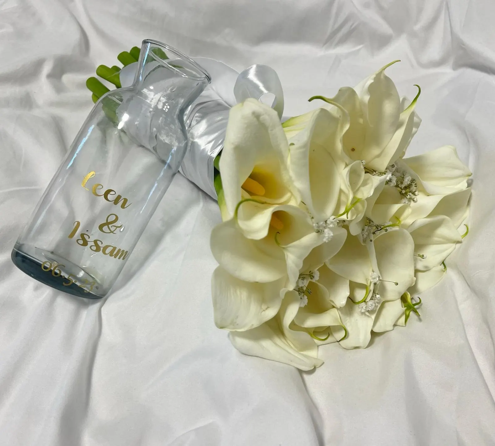 זר קאלות לבנות