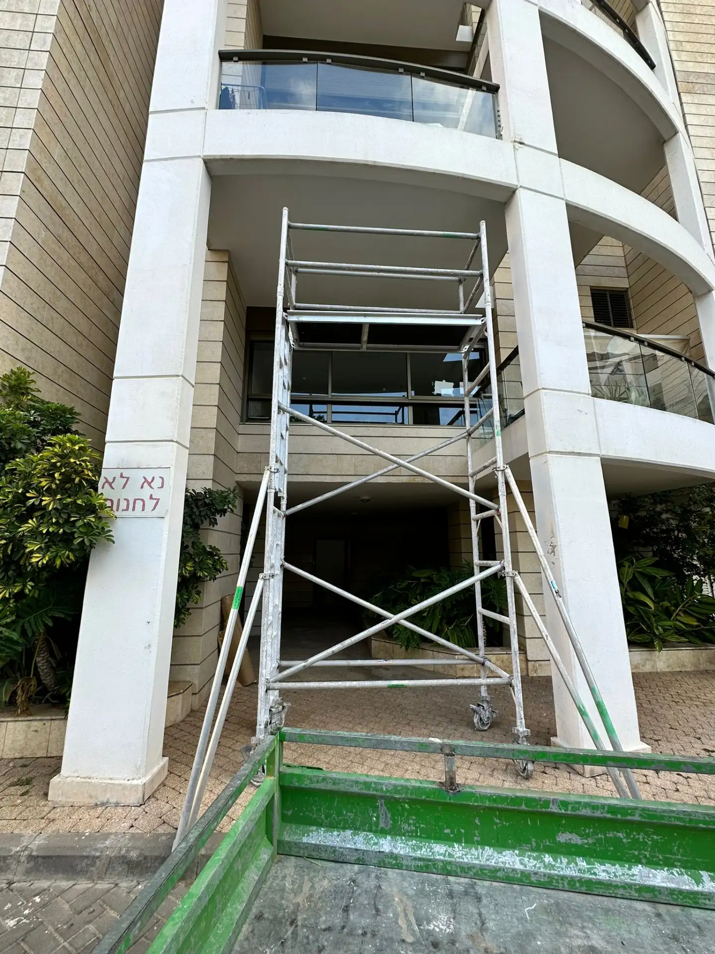 השכרה של פיגומים ניידים