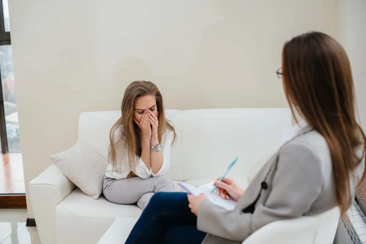 טיפול רגשי בפרפקציוניזם אצל נשים או נערות