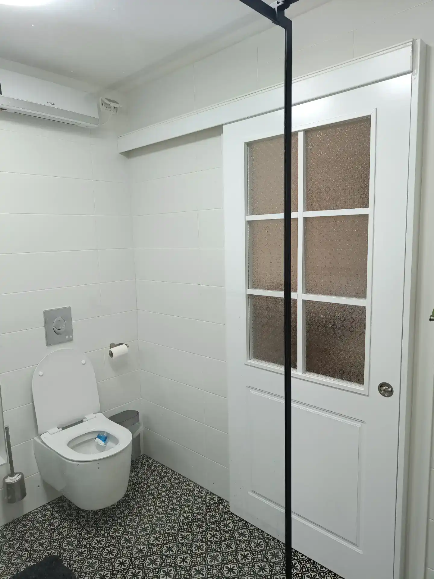 חדר רחצה חנה