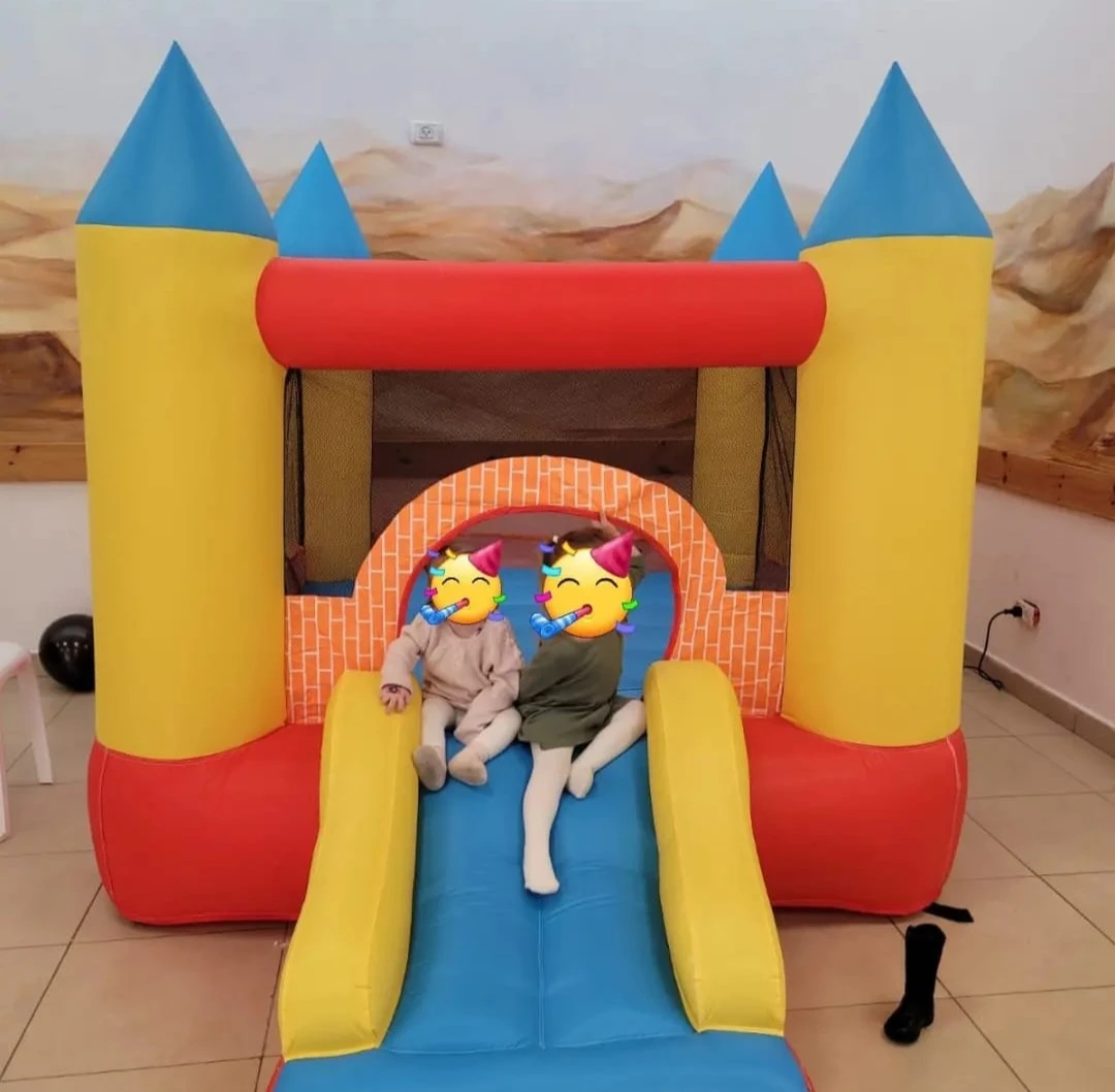 טירה לקטנטנים עד גיל 5