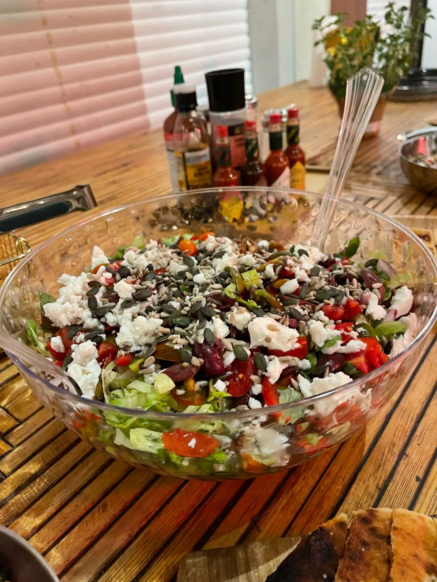 סלט ים תיכוני