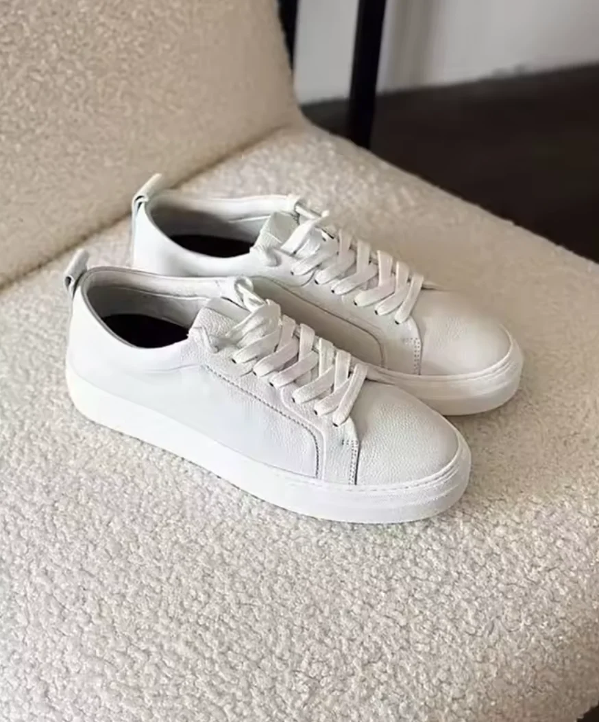 נעלי MOOQDAAX – סניקרס קלאסיות מעור אמיתי לנשים