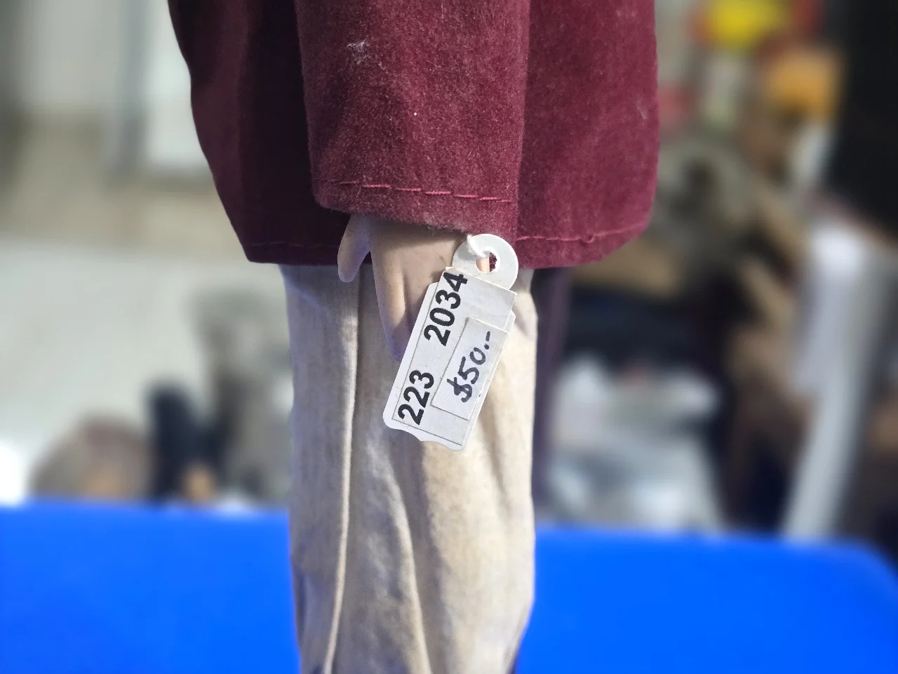 בובת וינט'ג יפיפיה עם סטנד כנראה שמשה כבובת נוי גובה 45 ס'מ