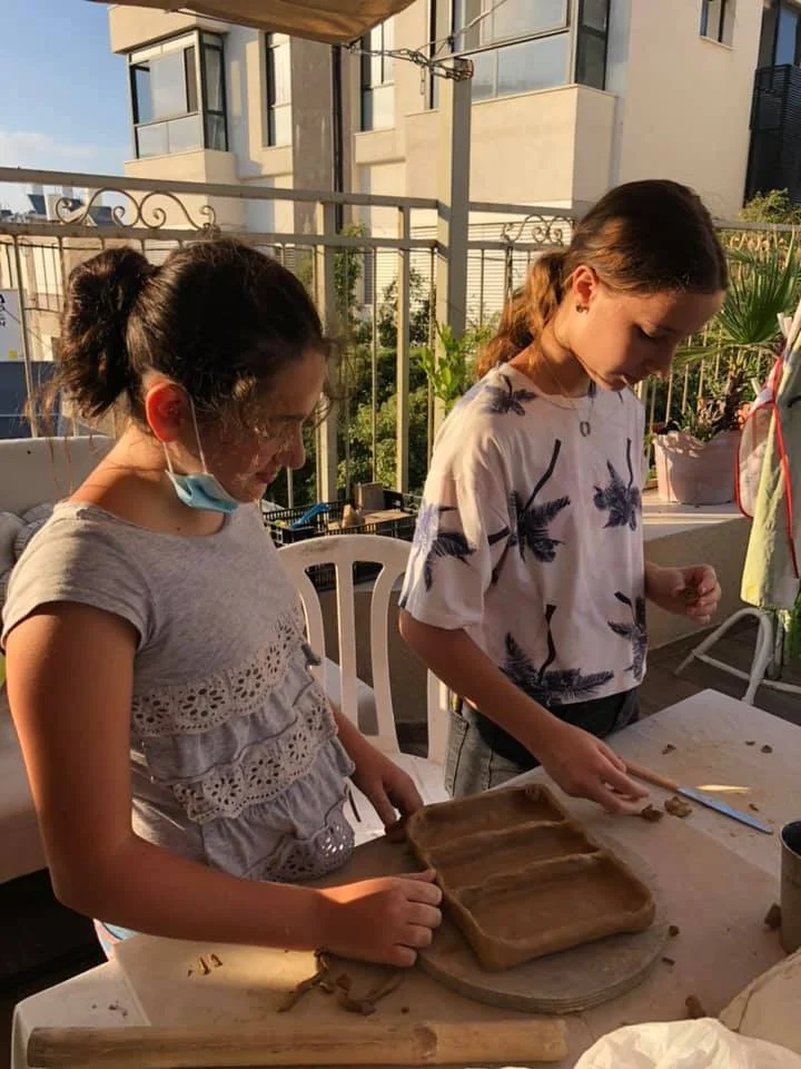 סדנת קרמיקה לימי הולדת