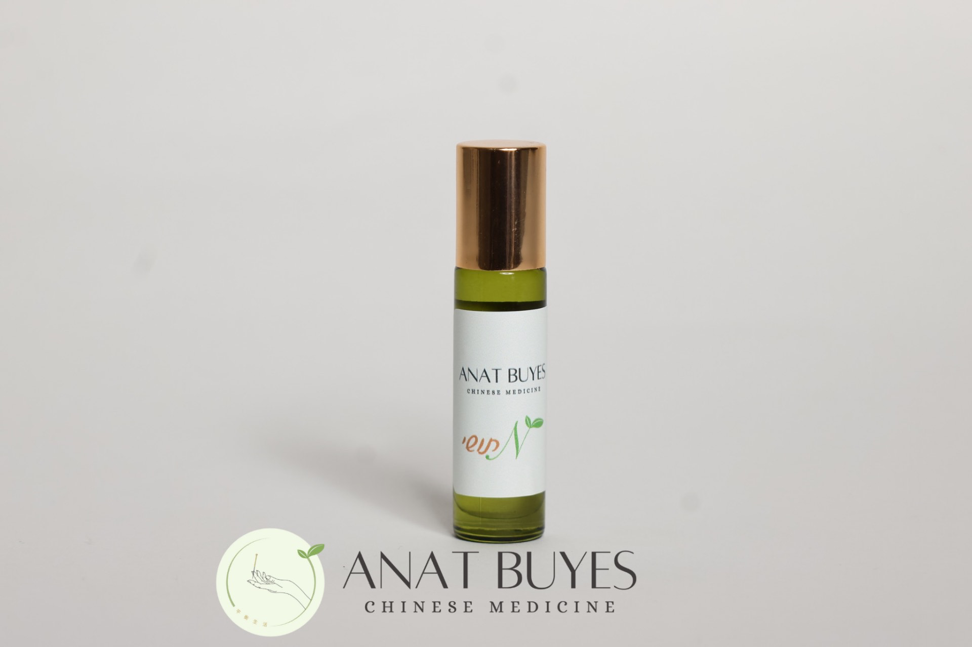 מוצרים טבעיים: קרמים, נרות, פרחי באך