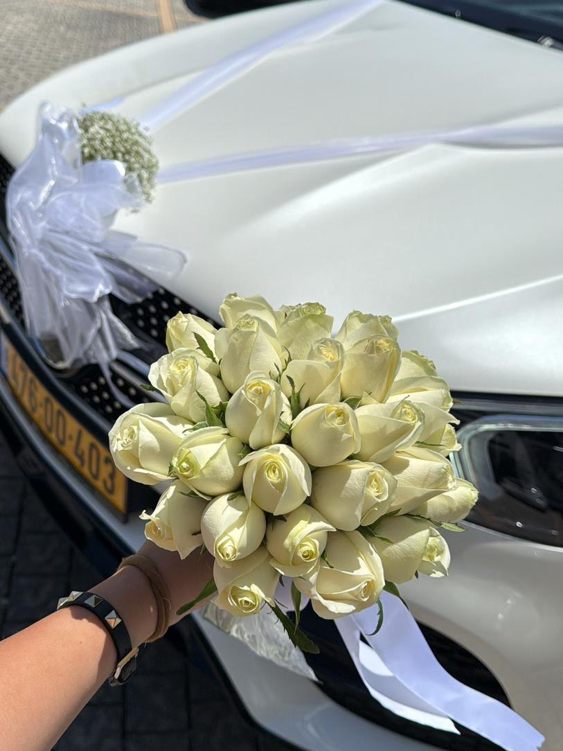 זר כלה 30 ורדים לבנים