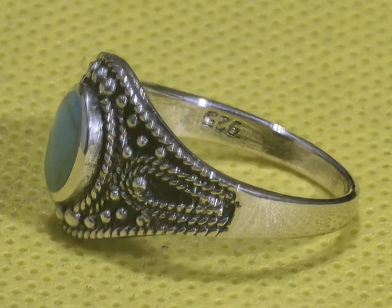 טבעת כסף 925 חתומה מצופה רדיום משובץ באבן טורקיז מידה 7 USA אורך/רוחב 1.3/1.9 ס"מ חדש לא היה בשימוש