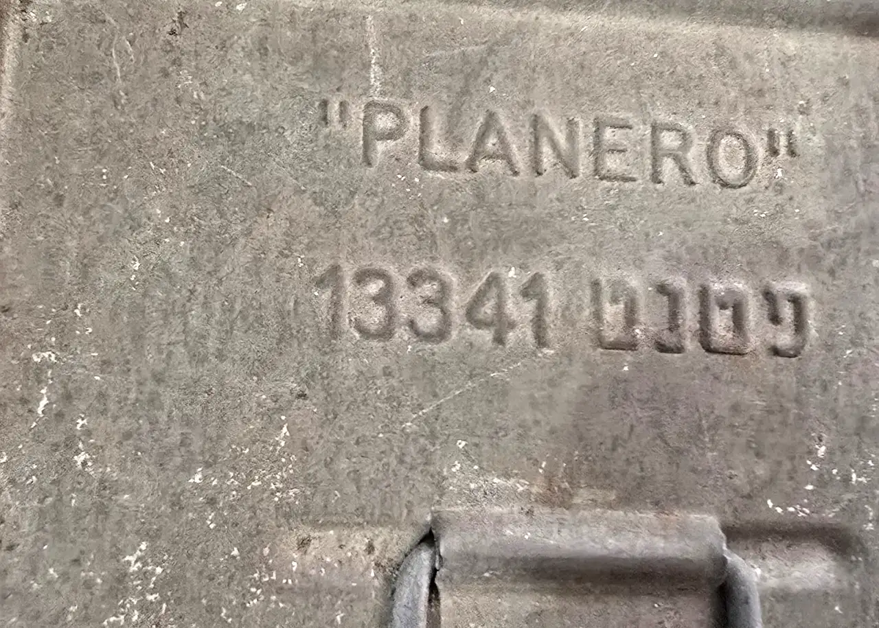 המראה המתקפלת שהייתה לכל חייל בזמן הגיוס שנות ה.60\70