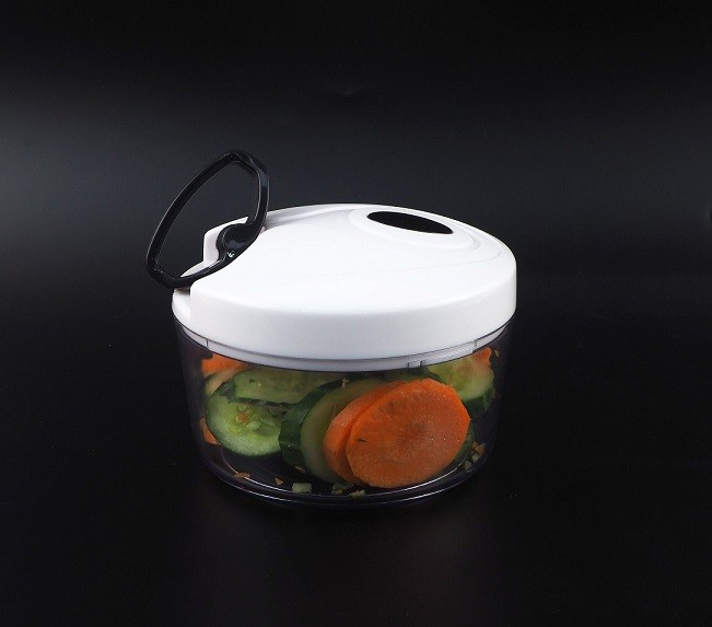 קוצץ ירקות חוט ידני סולתם 