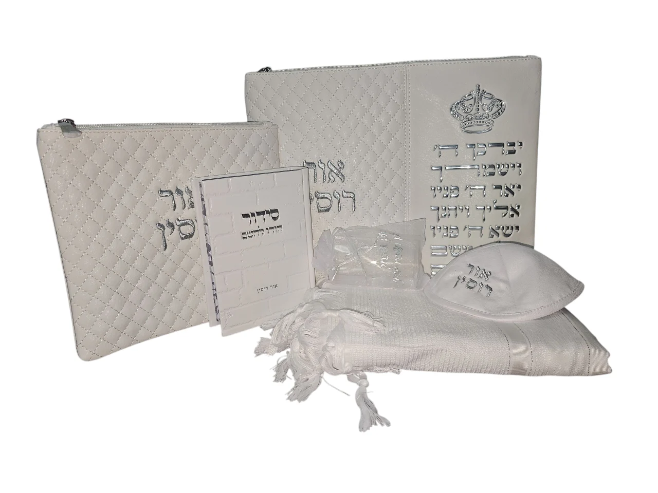 תיקי טלית ותפילין עם רקמת שם