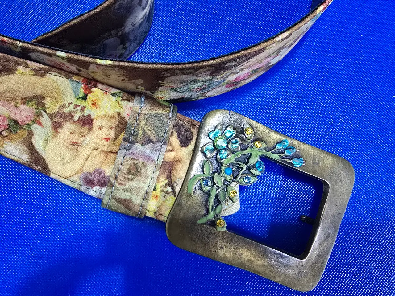 חגורת עור של מיכל נגרין עצוב מיכל נגרין חתומה ראה תמונות