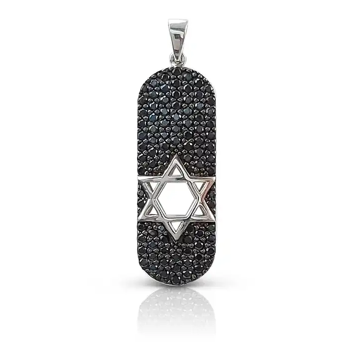 תליון מגן דוד על רקע זירקונים שחורים 14K