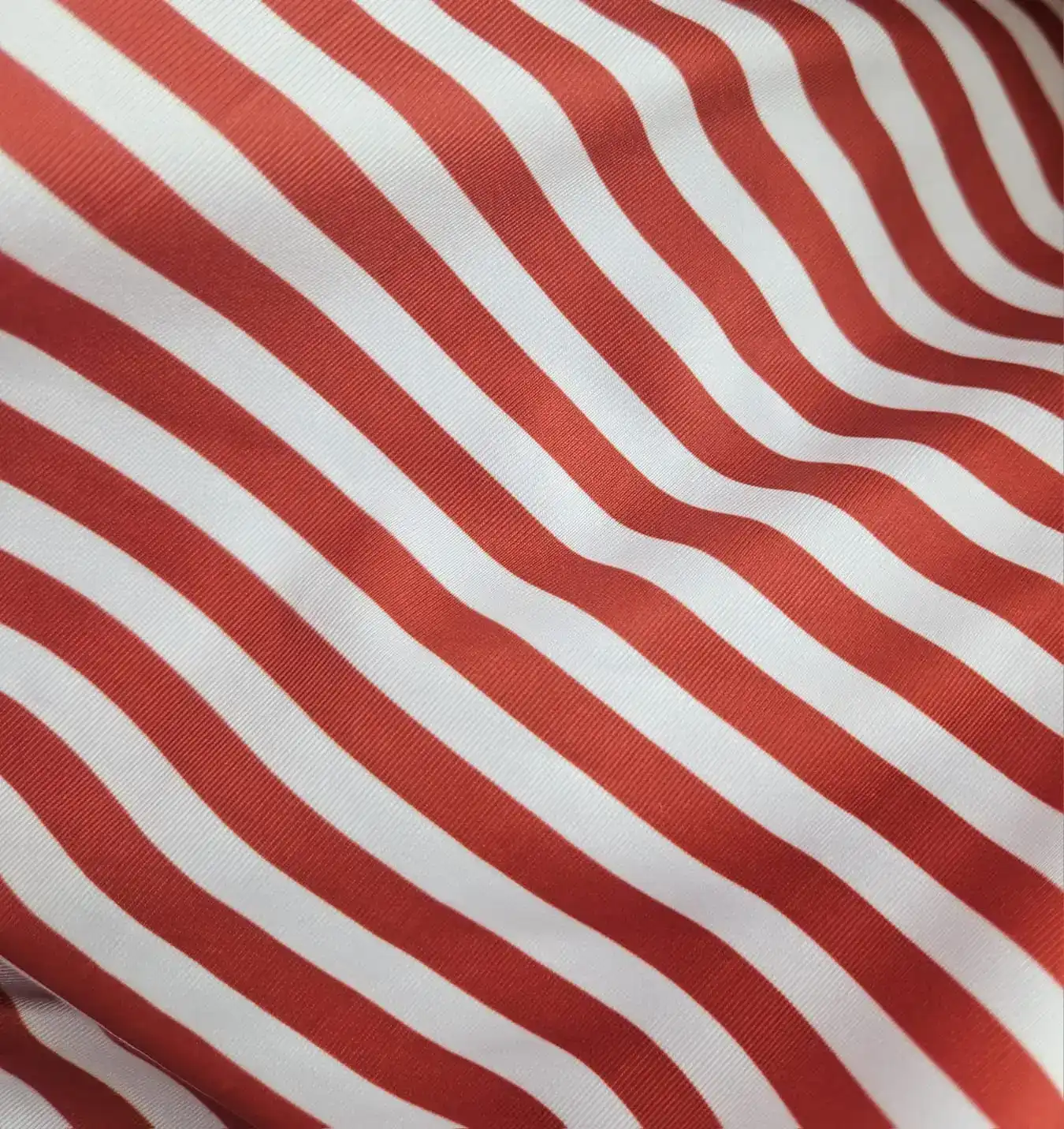 בד לייקרה מודפס