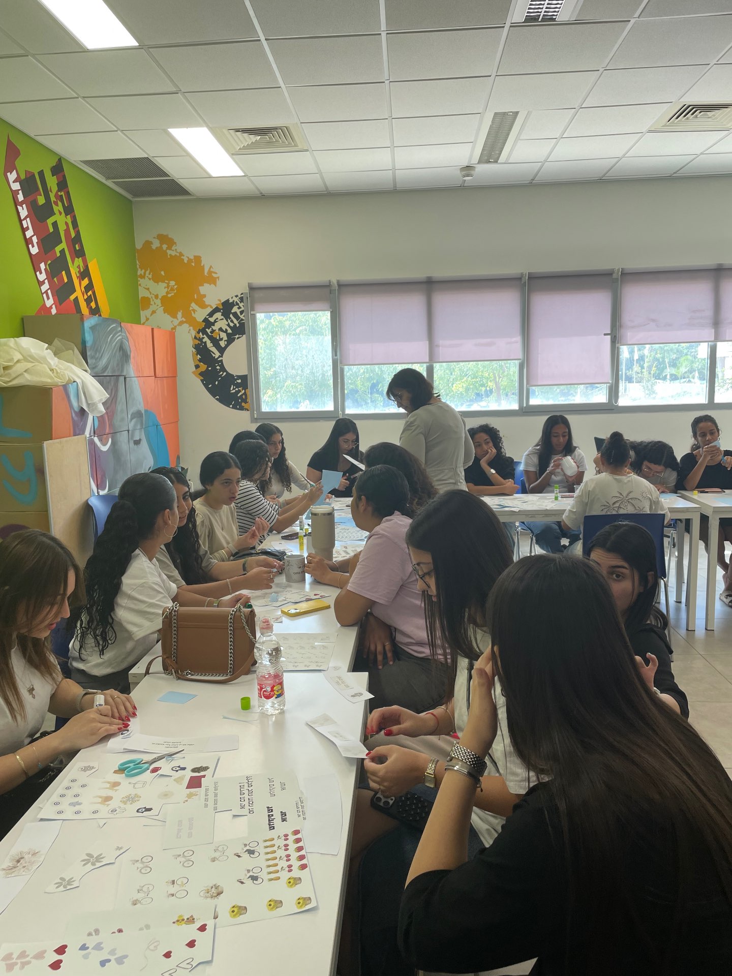 סדנת עיצוב כוסות מאג