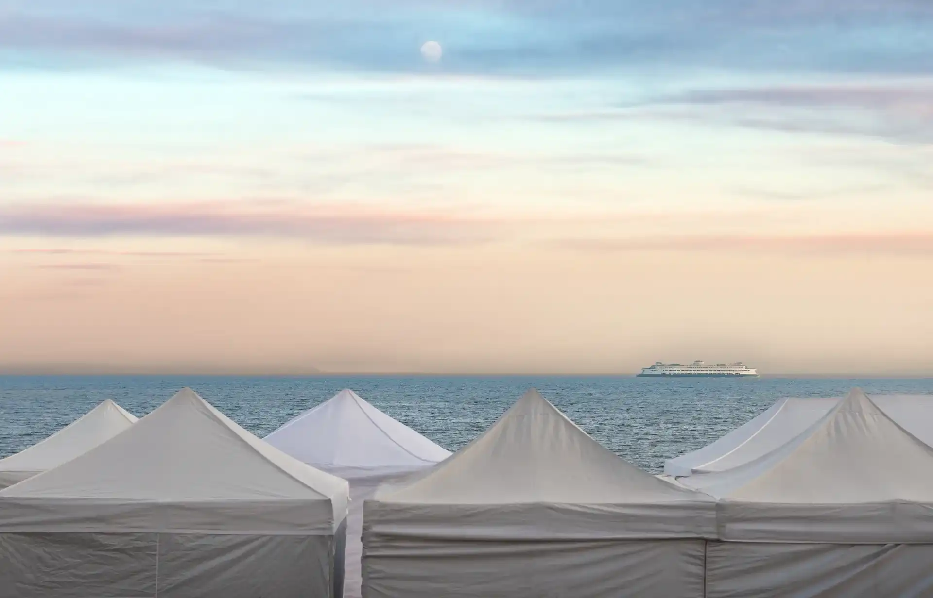 מה ההבדל בין אוהלים לאירועים פרטיים לאוהלים עסקיים?