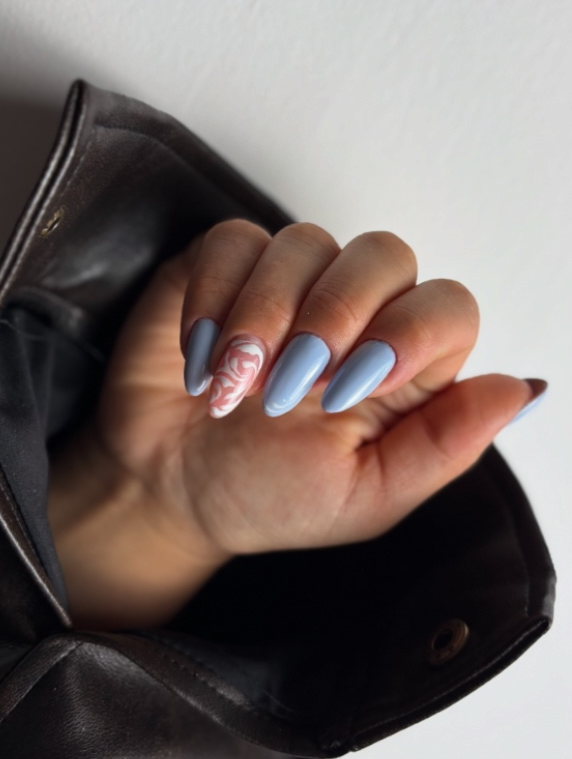 עיצובי ציפורניים בהתאמה אישית