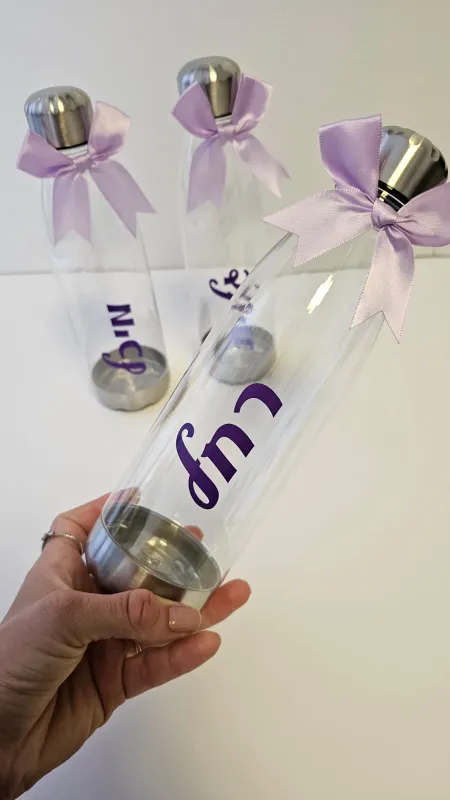 בקבוק באולינג שקוף